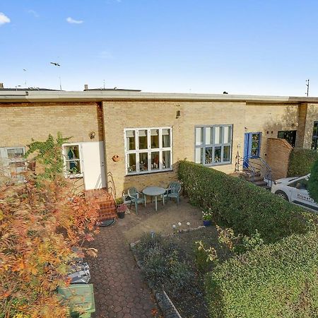 Raekkehus Ved Amagerstrand Apartman Koppenhága Kültér fotó